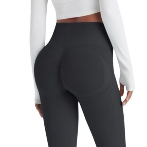 HALARA Classic Black Leggings - Picture 4 of 8